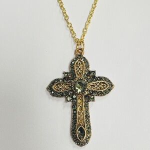 Elegant Gold and Green Cross Pendant Necklace